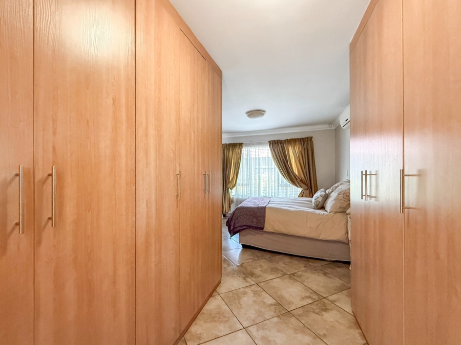 To Let 3 Bedroom Property for Rent in Melodie North West